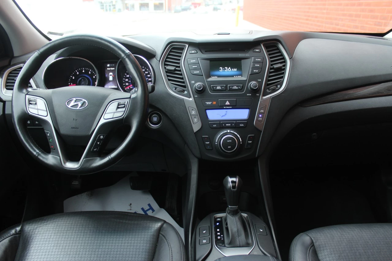 2013 Hyundai Santa Fe SE Image principale