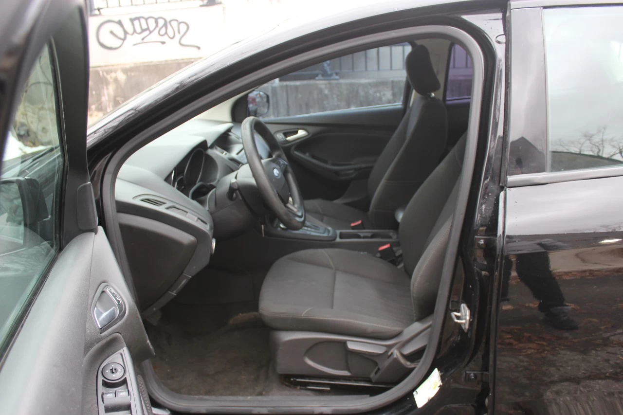 2016 Ford Focus SE Image principale