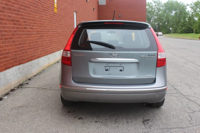 Hyundai Elantra GLS 2012