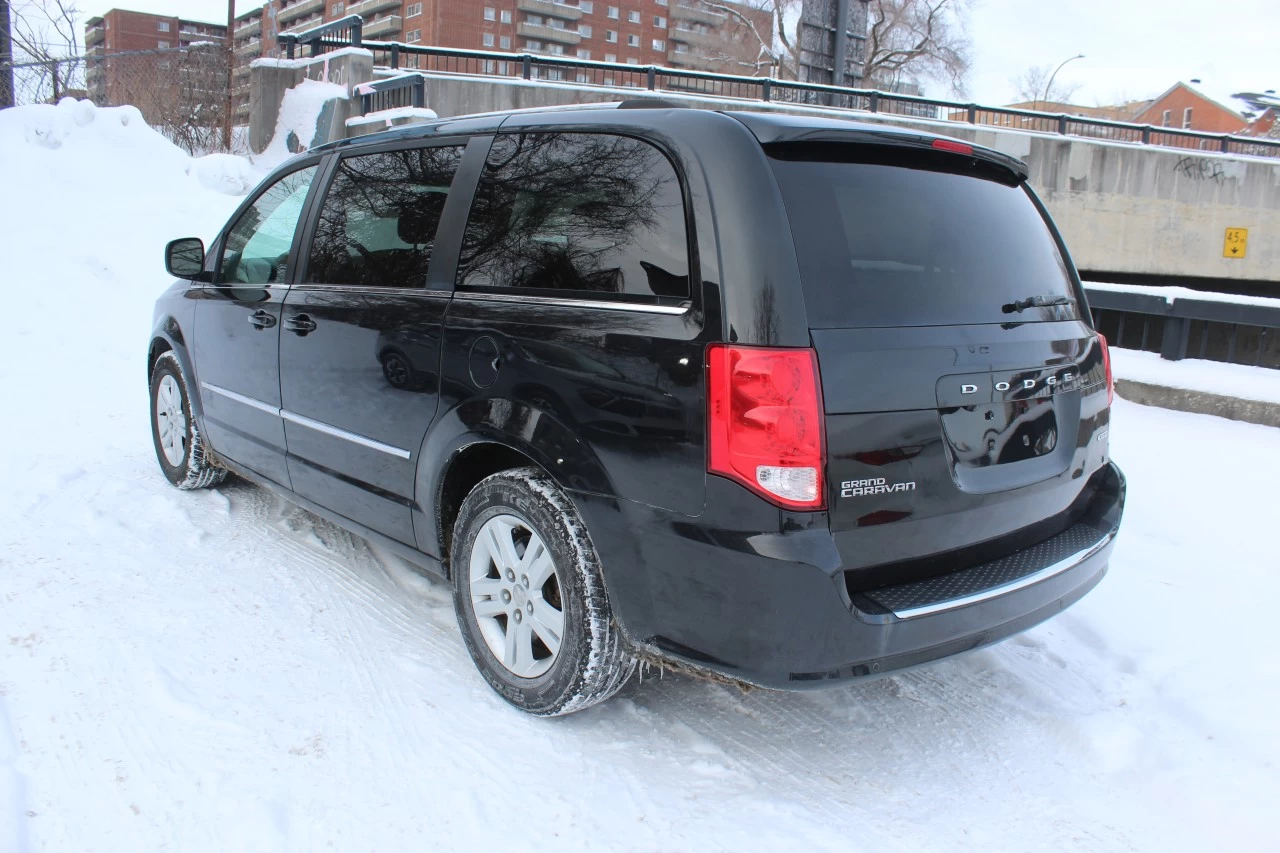 2016 Dodge Caravan Crew Image principale
