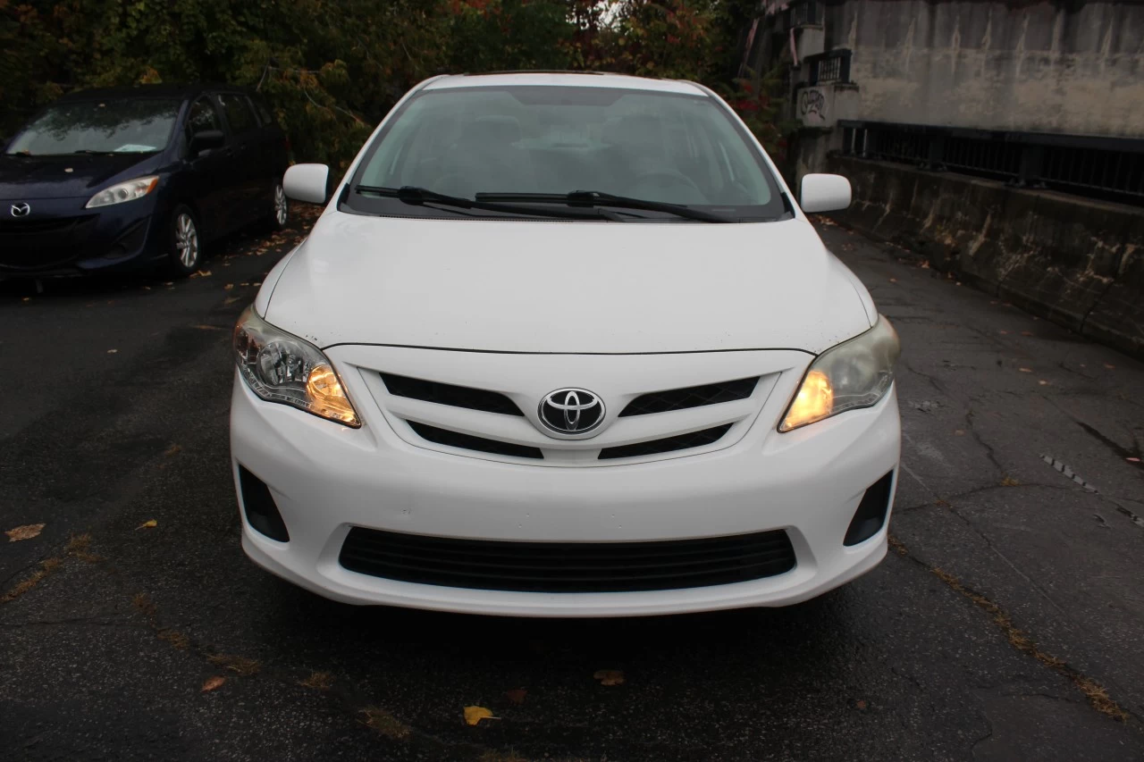 2013 Toyota Corolla CE Image principale