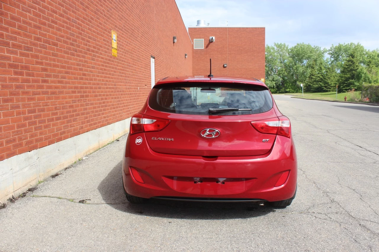 2016 Hyundai Elantra GT GL Image principale