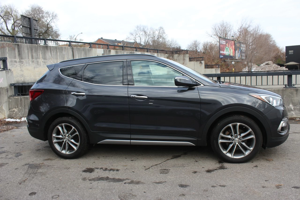 2017 Hyundai Santa Fe Sport SE Image principale