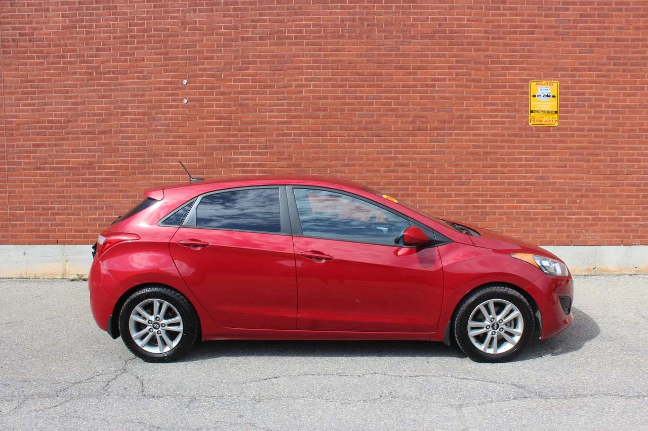 2016 Hyundai Elantra GT GL Image principale