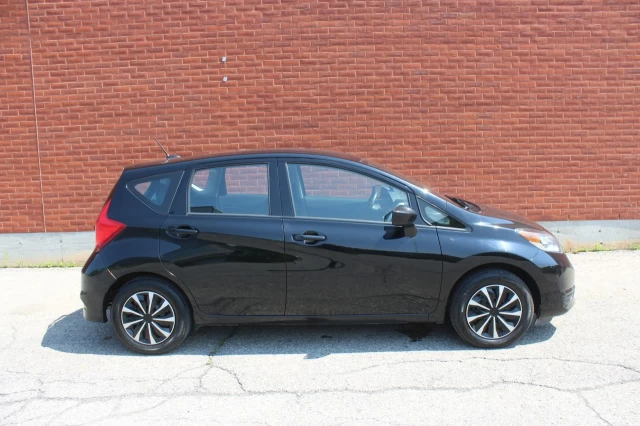 Nissan Versa Note SV 2017