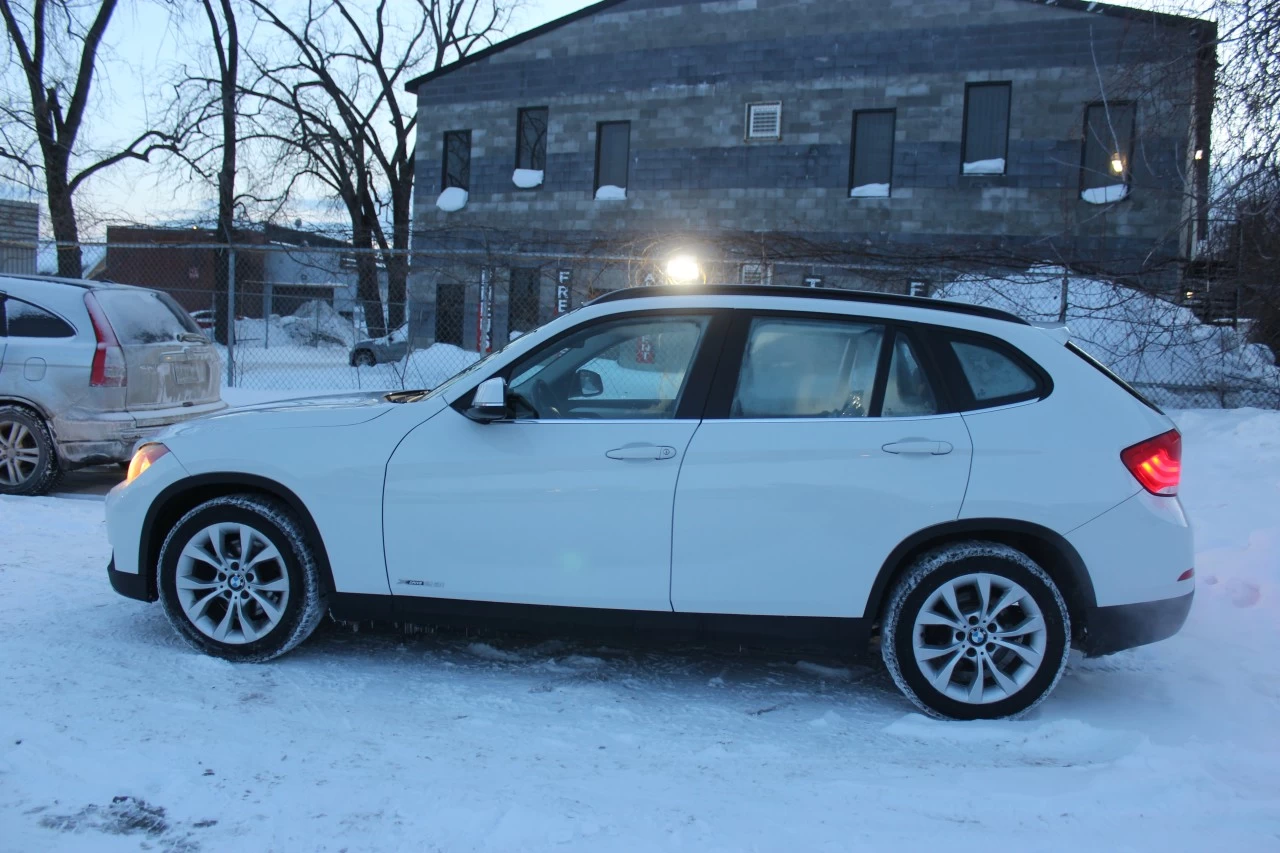 2013 BMW X1 28i Image principale