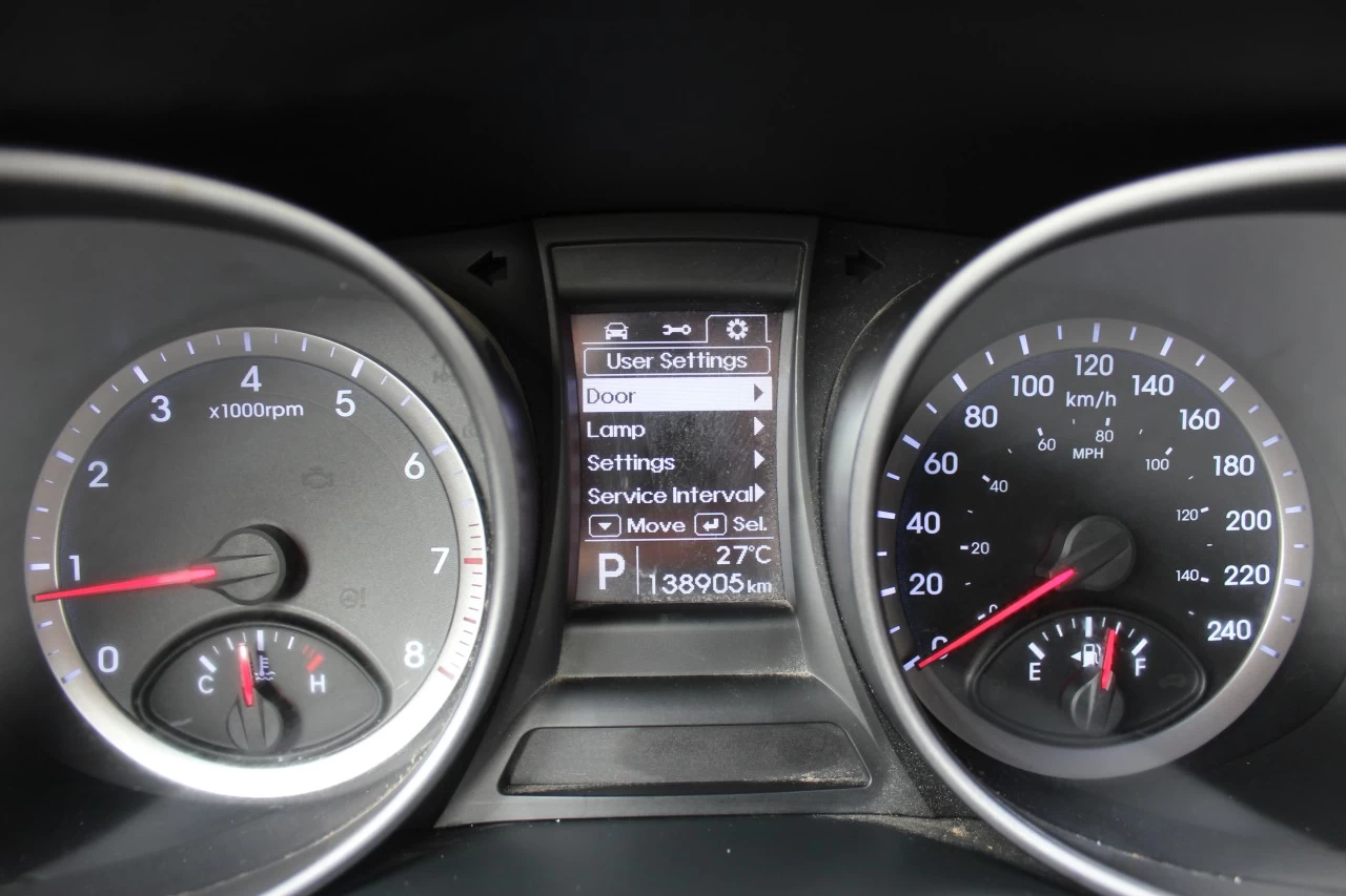 2013 Hyundai Santa Fe FWD 4dr 2.4L Auto Image principale
