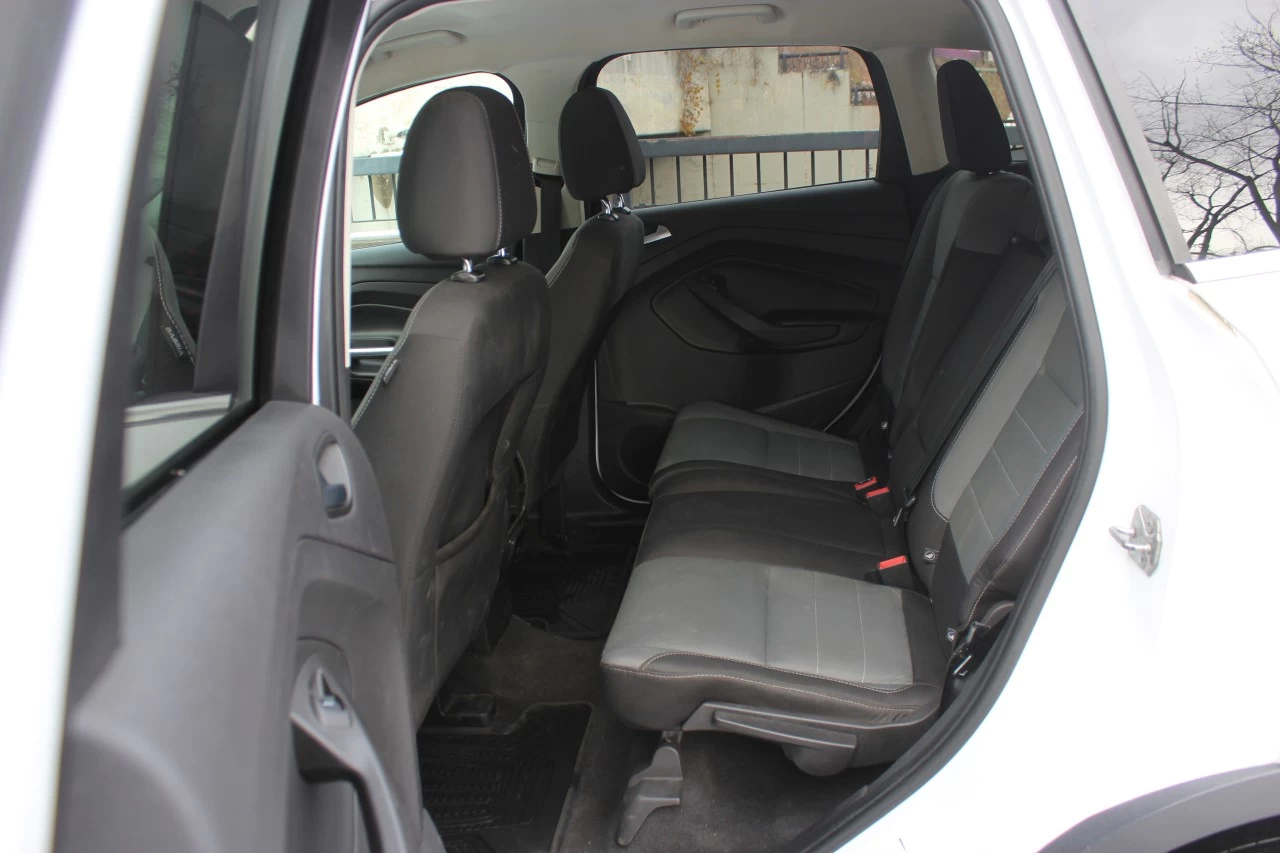 2016 Ford Escape SE Image principale