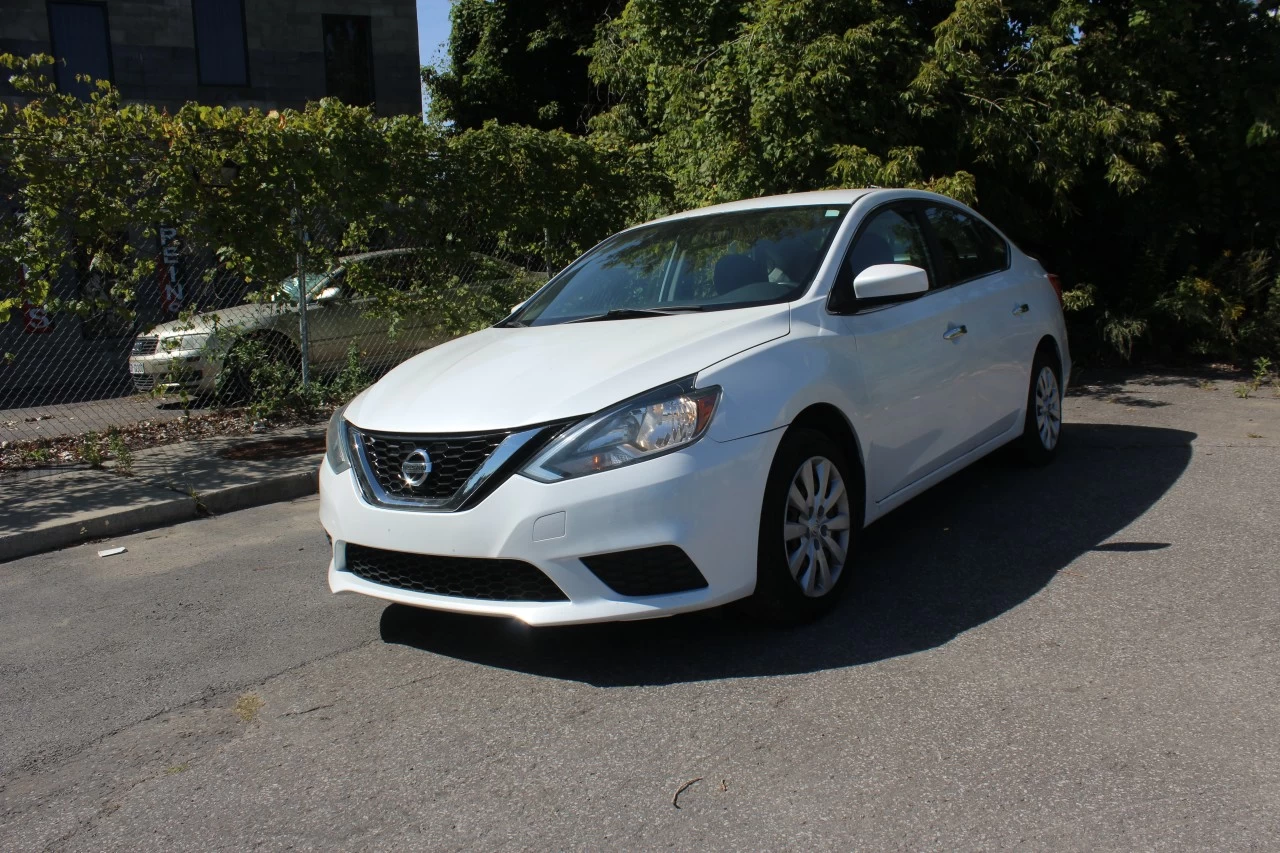 2017 Nissan Sentra SV Image principale