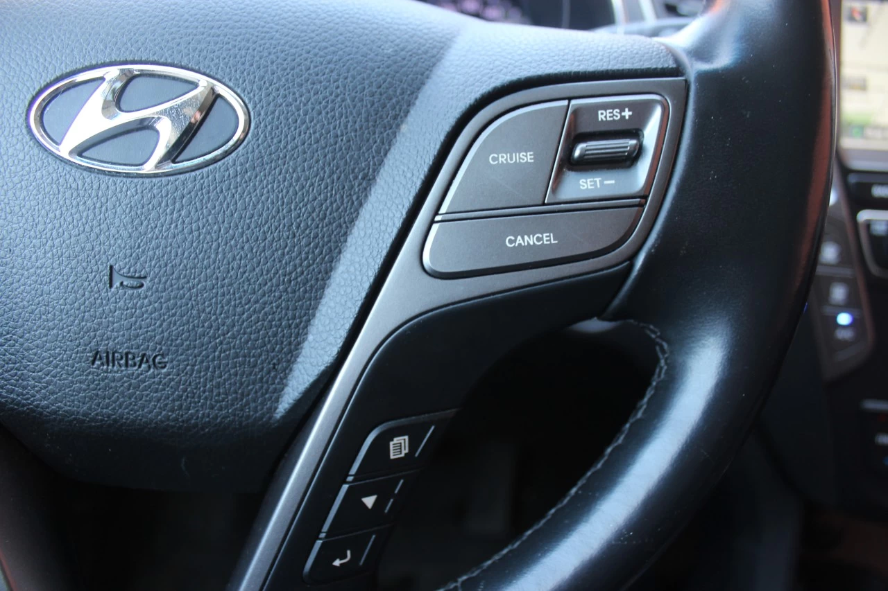 2017 Hyundai Santa Fe XL Limited Image principale