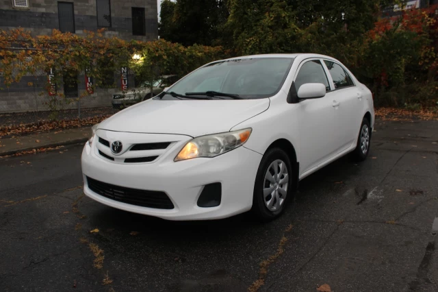 Toyota Corolla CE 2013