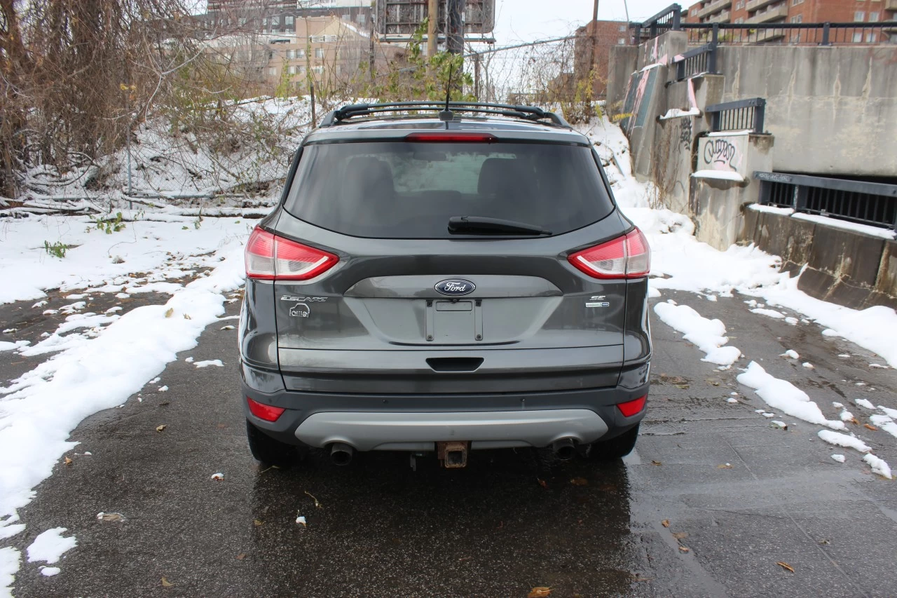 2015 Ford Escape SE Image principale