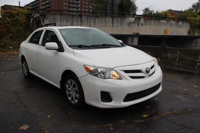 Toyota Corolla CE 2013