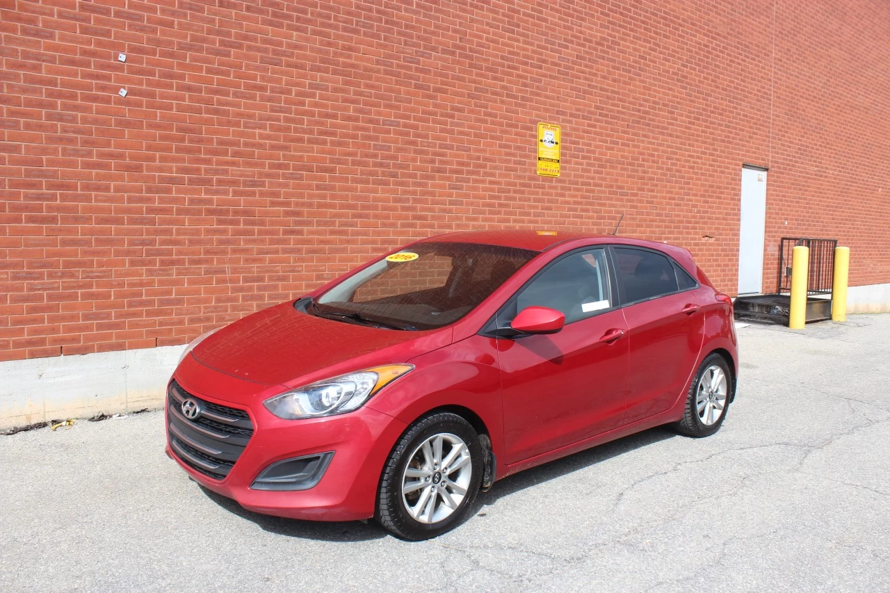 2016 Hyundai Elantra GT GL Image principale