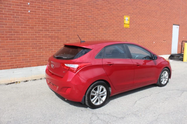 Hyundai Elantra GT GL 2016