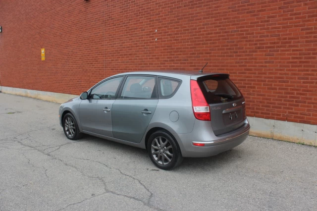 Hyundai Elantra GLS 2012