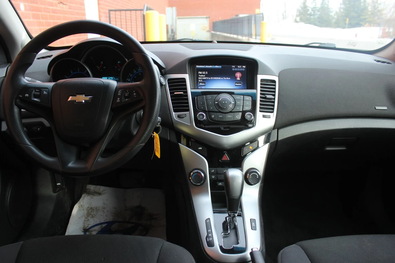 2016 Chevrolet Cruze LT Image principale