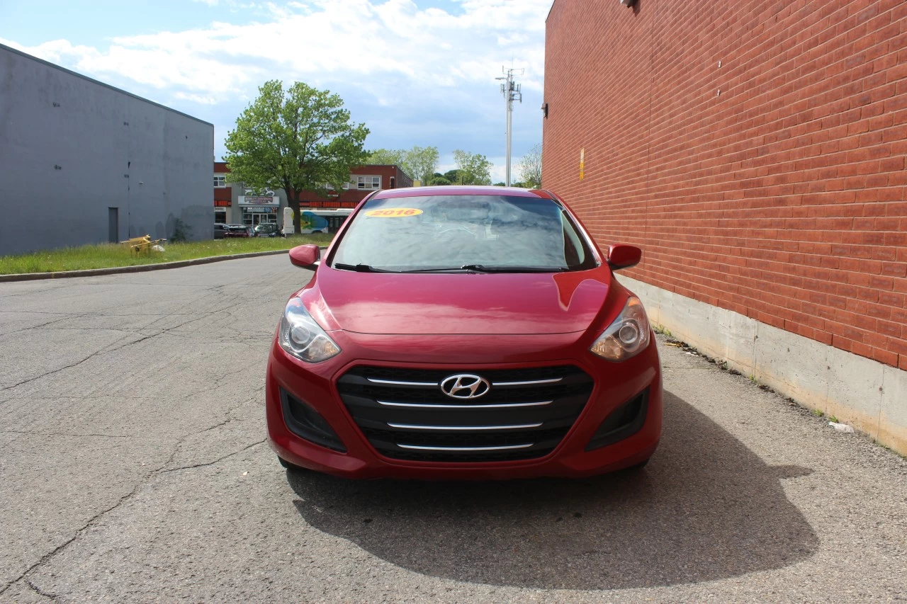2016 Hyundai Elantra GT GL Image principale