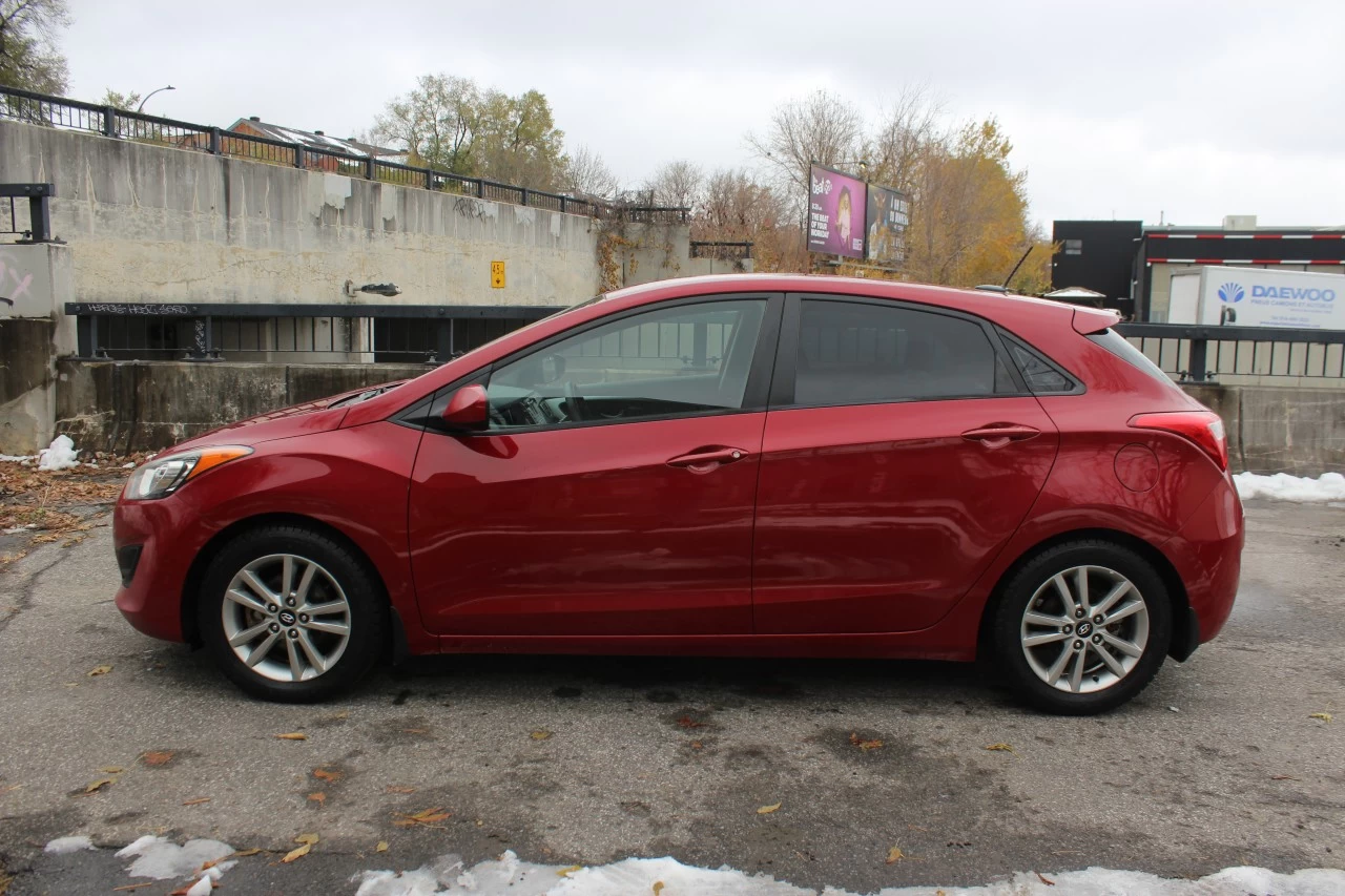 2016 Hyundai Elantra GT GL Image principale