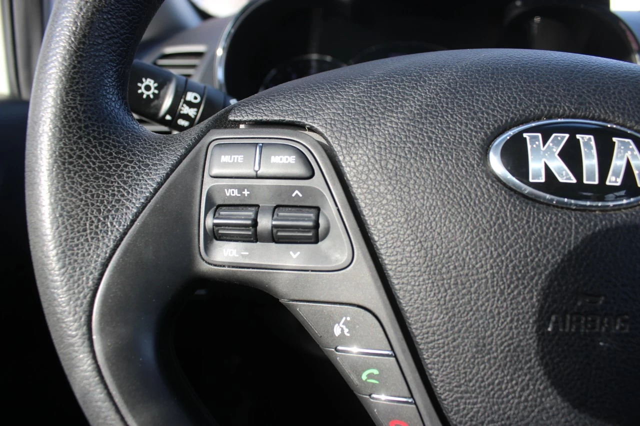 2015 Kia Forte LX Image principale