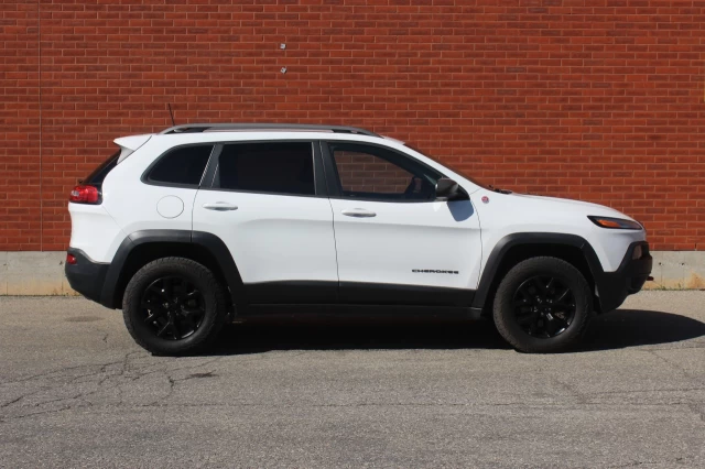 Jeep Cherokee Trailhawk 2016