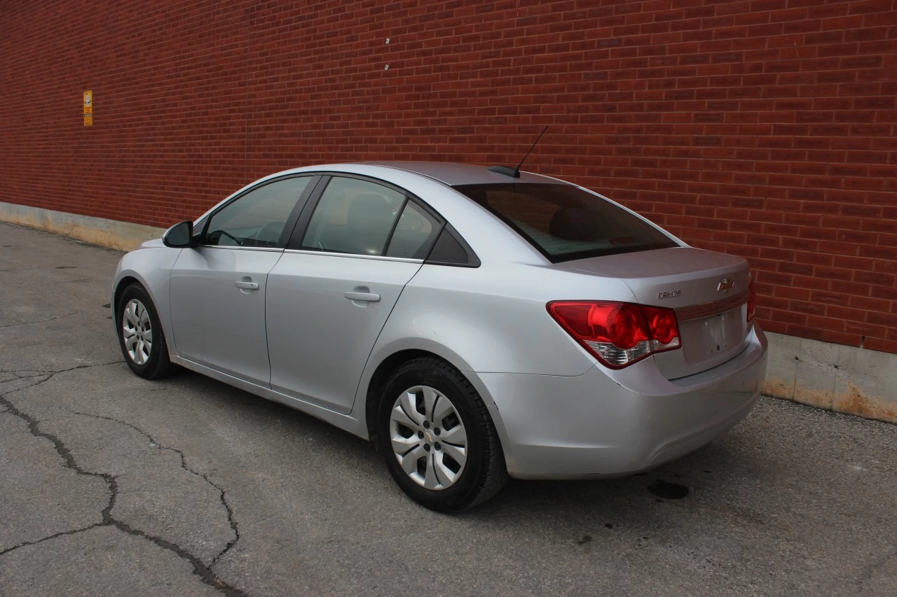 2016 Chevrolet Cruze LT Image principale