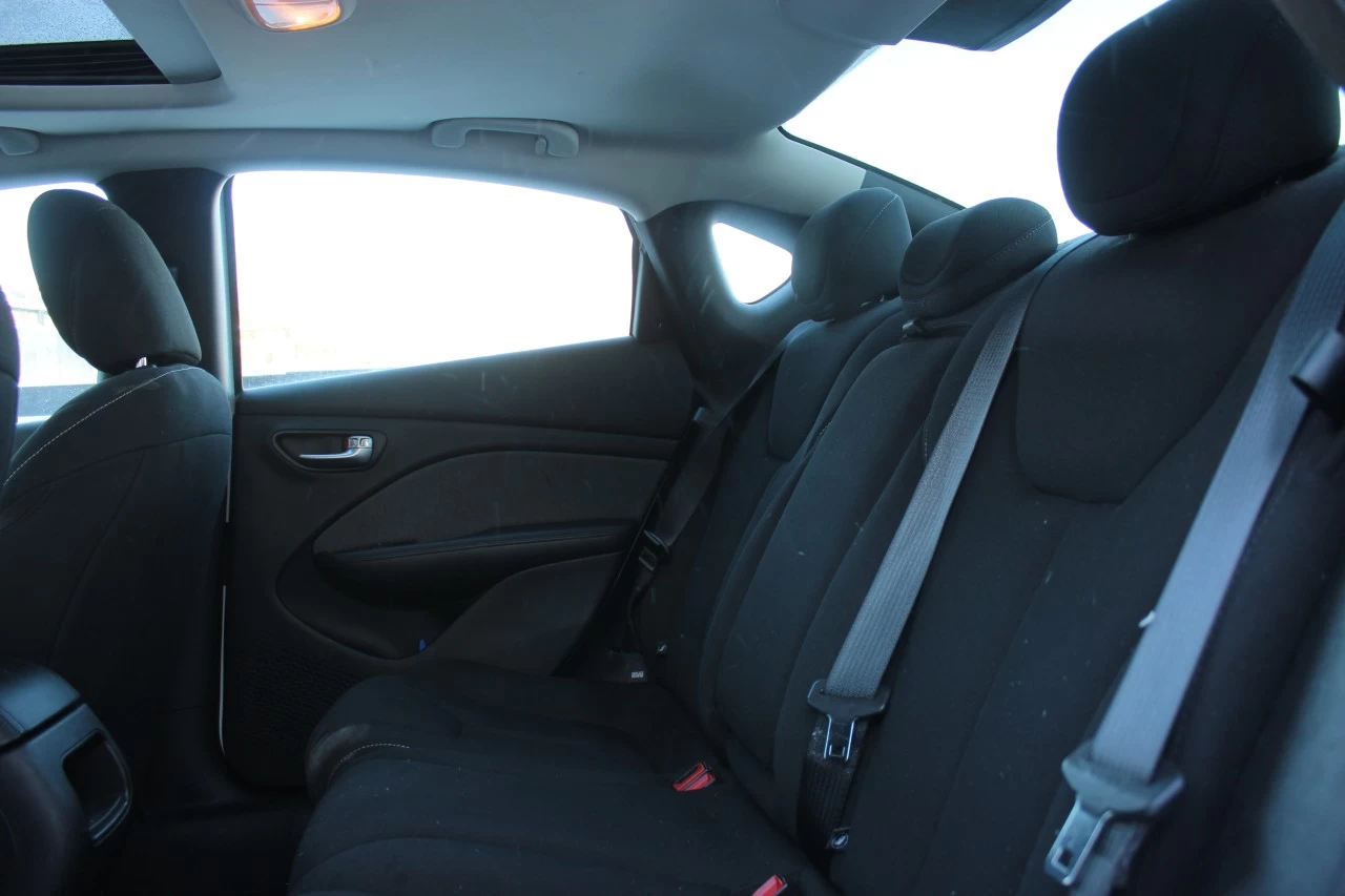 2013 Dodge Dart SXT Image principale