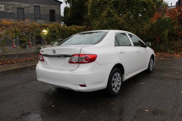 Toyota Corolla CE 2013