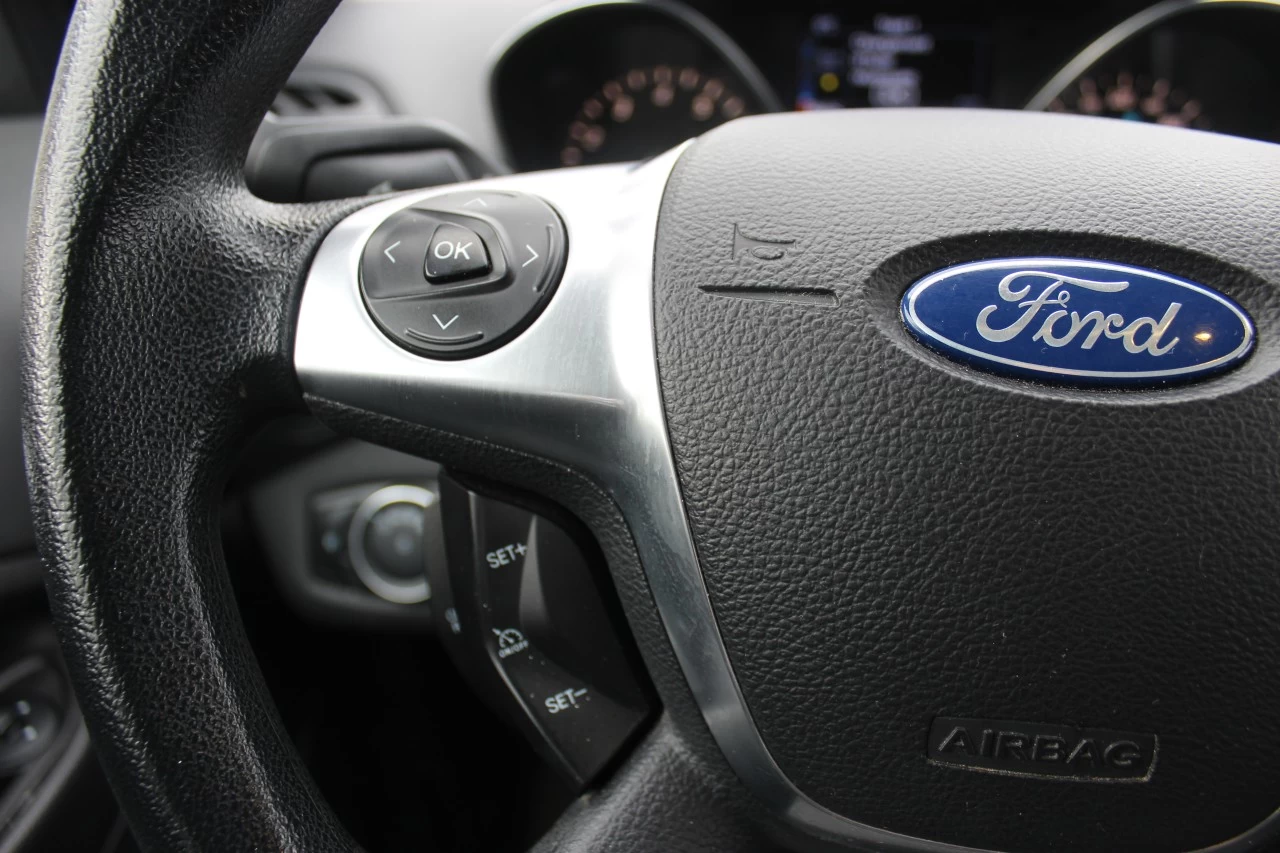 2016 Ford Escape SE Image principale