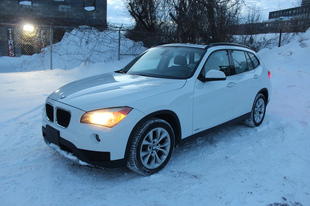 2013 BMW X1 28i Image principale