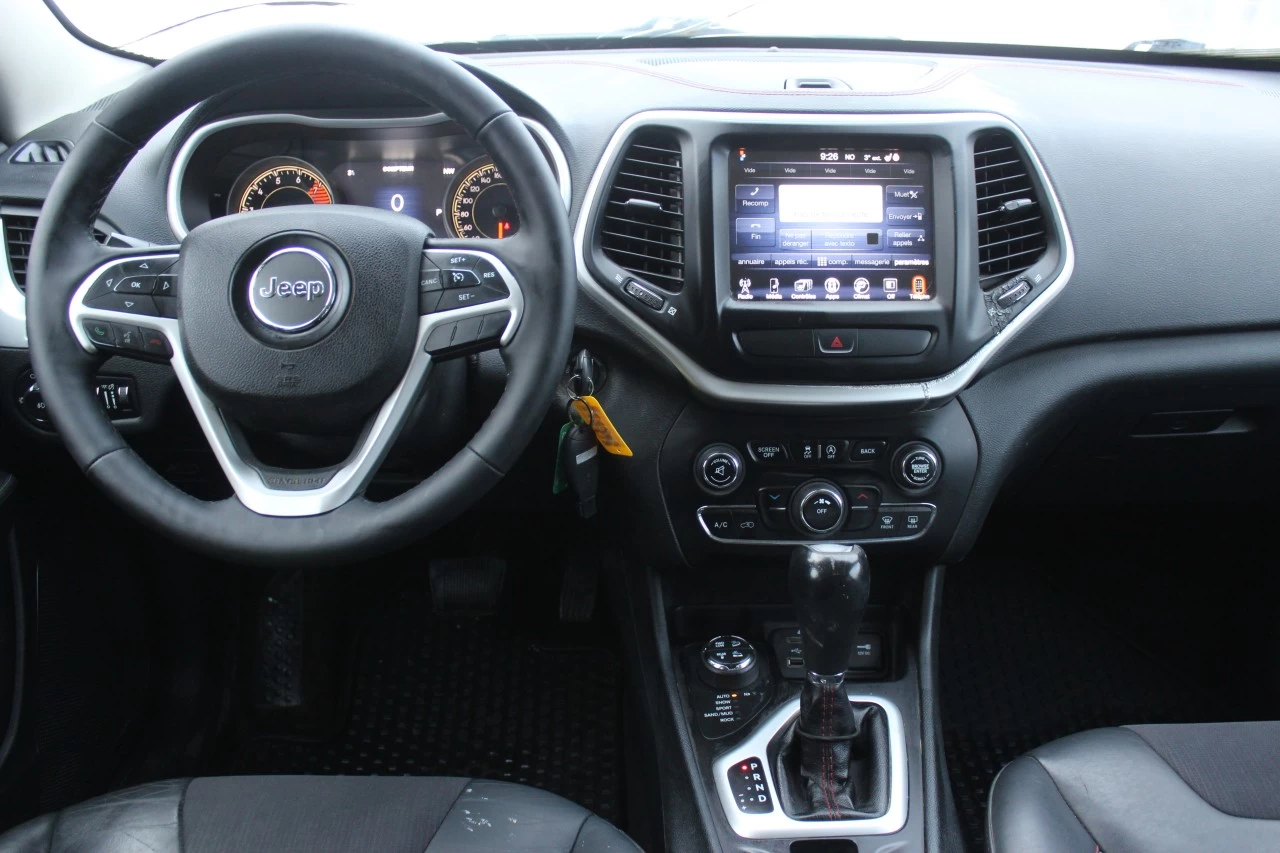 2016 Jeep Cherokee Trailhawk Image principale