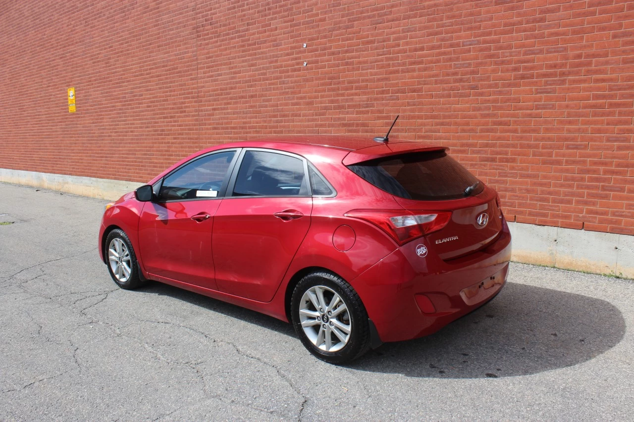2016 Hyundai Elantra GT GL Image principale