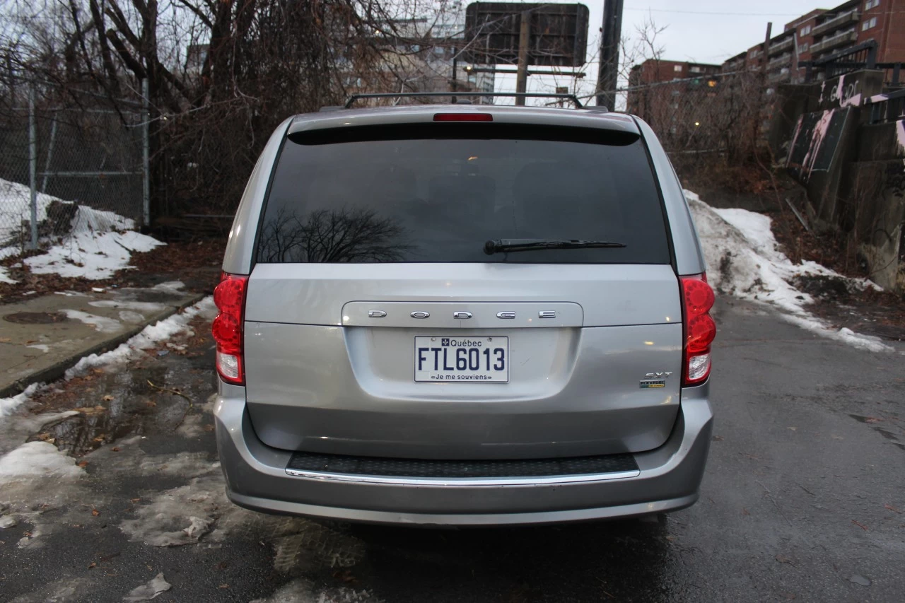 2016 Dodge Grand Caravan SXT Image principale