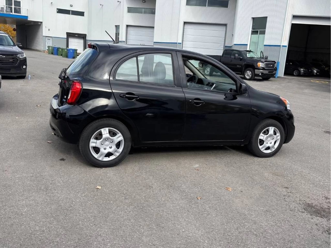 2015 Nissan Micra SV Image principale