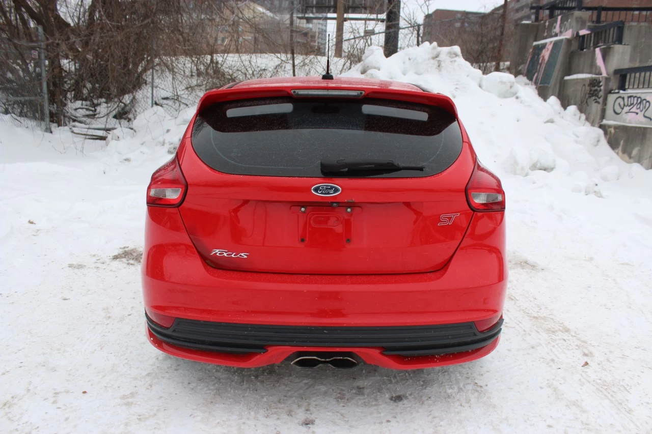 2015 Ford Focus ST Image principale