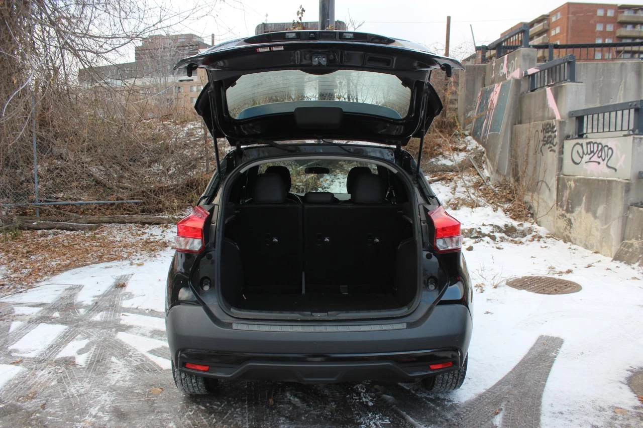 2019 Nissan Kicks SR Image principale