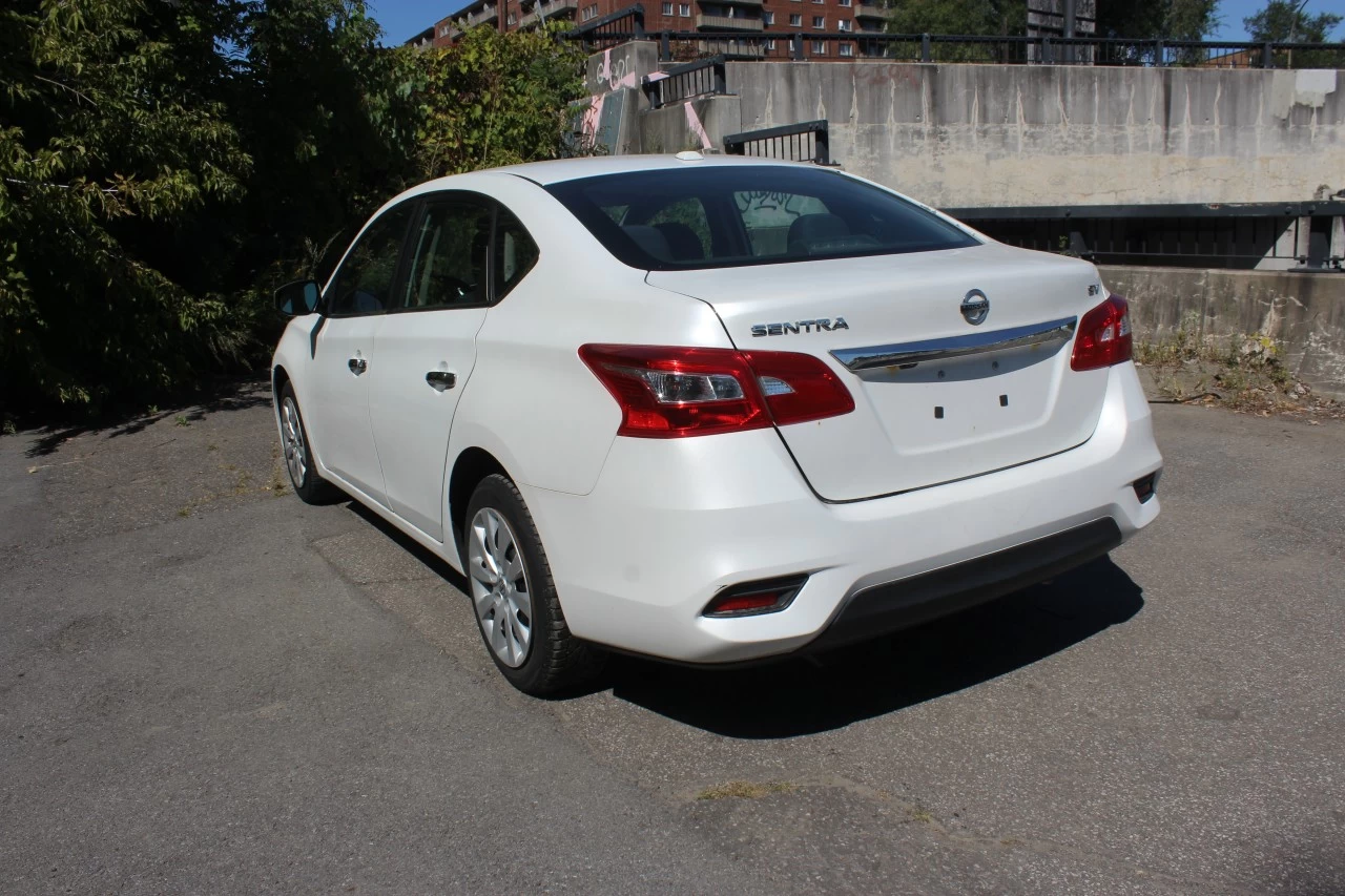 2017 Nissan Sentra SV Image principale