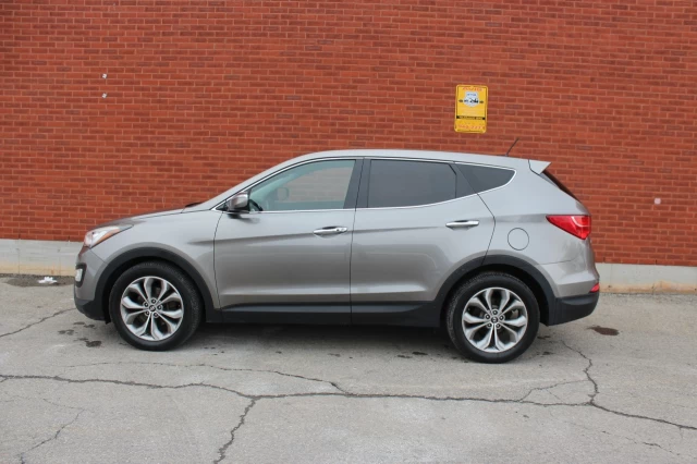 Hyundai Santa Fe SE 2013