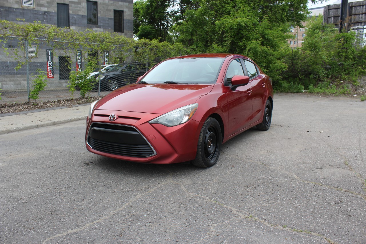 Toyota 2016 Yaris 4dr Sdn